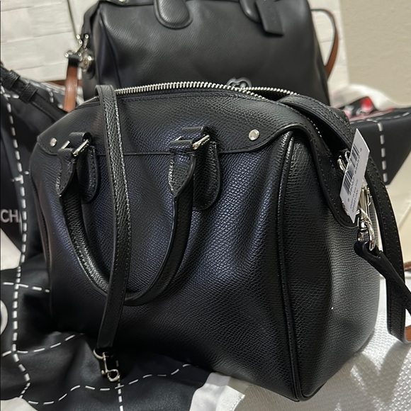 Coach NWT Black Leather Rare Snoopy Collaboration Shoulder/Hand Bag - Picture 7 of 12